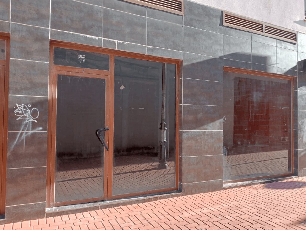 Local comercial en Els Poblets.