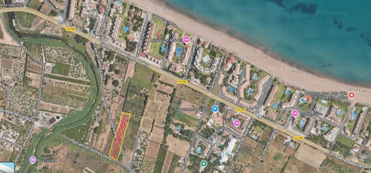 Rustieke perceel nabij de zee in Denia.