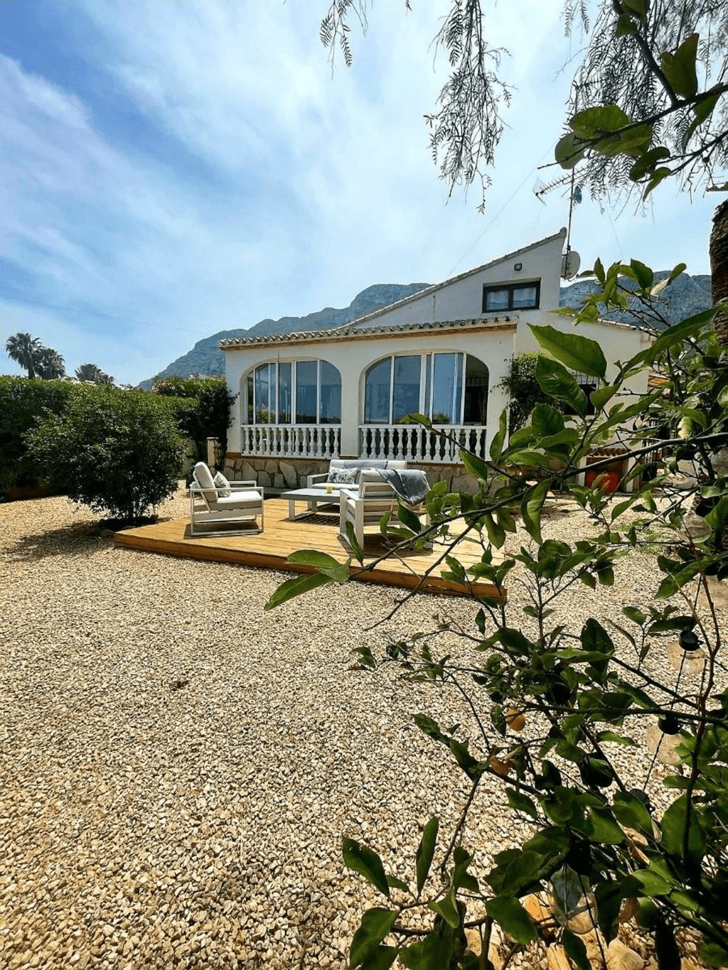 Chalet independiente en el Montgó, Denia.