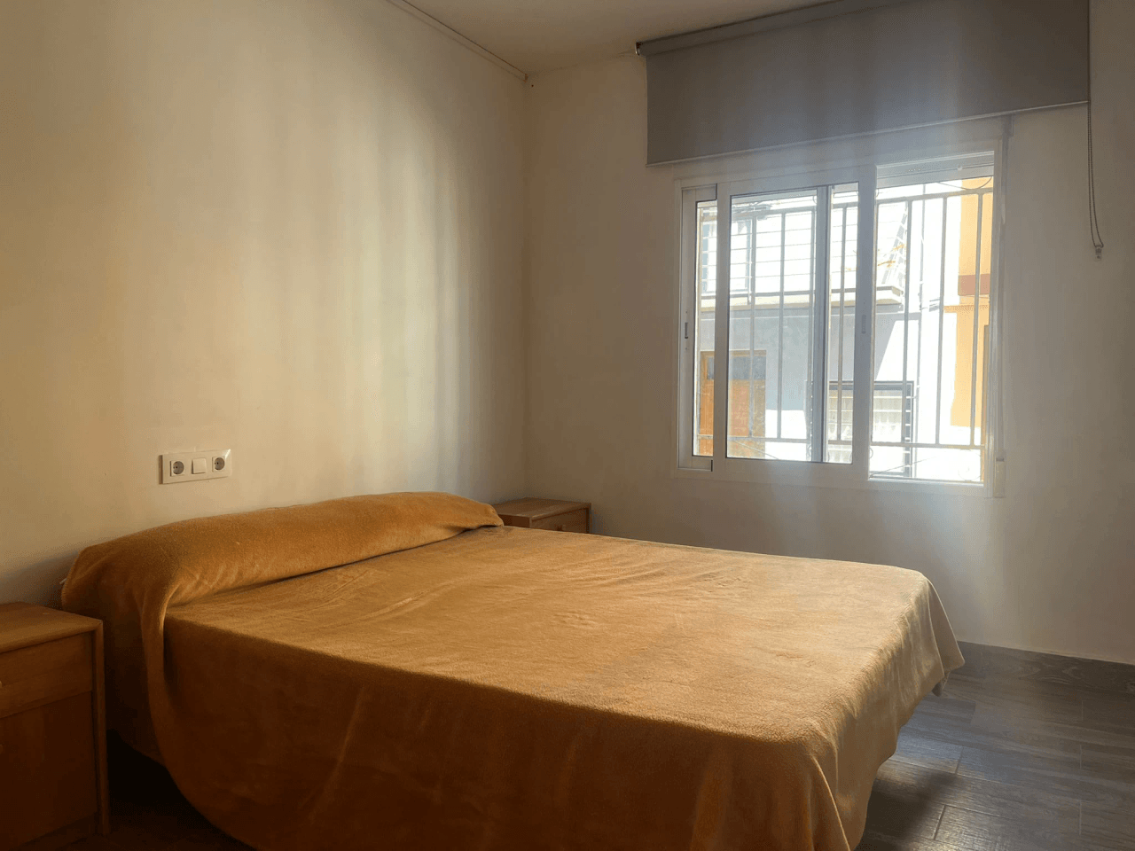 Piso en planta baja con terraza y 3 habitaciones en Orba