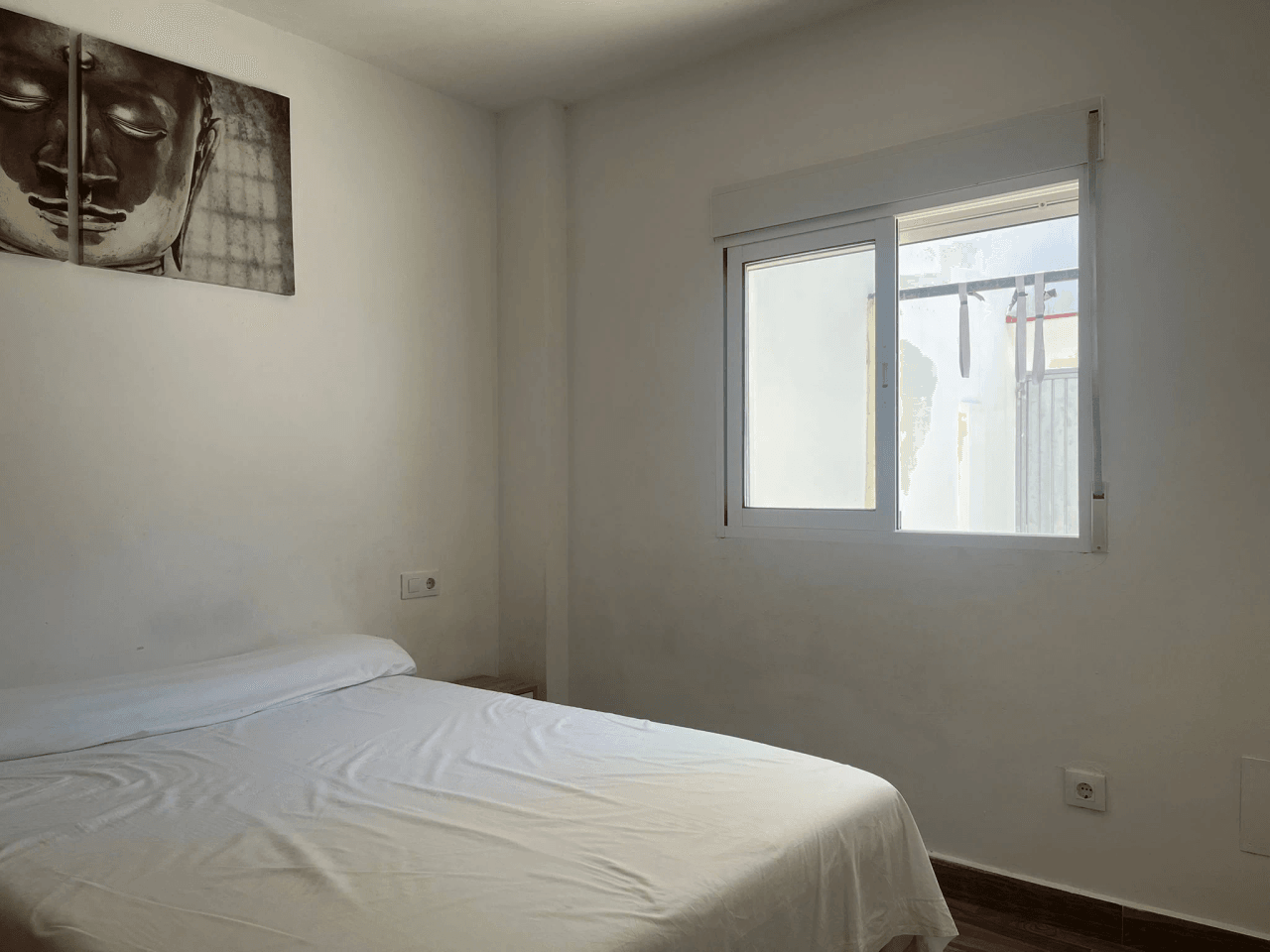 Piso en planta baja con terraza y 3 habitaciones en Orba