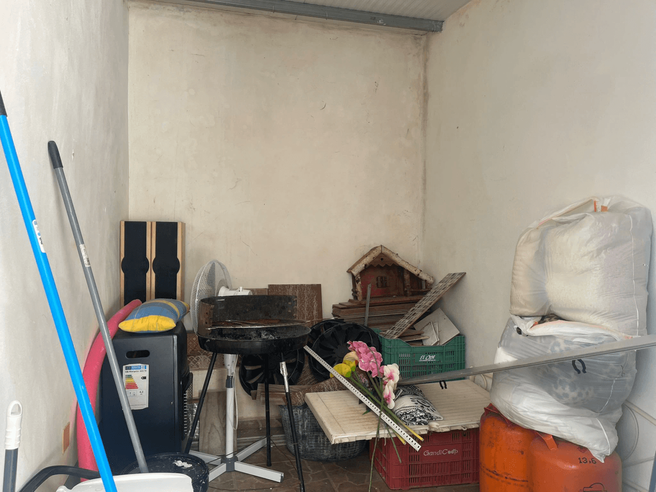 Piso en planta baja con terraza y 3 habitaciones en Orba