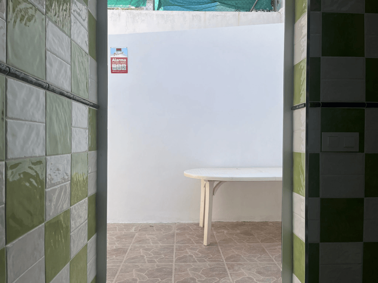Piso en planta baja con terraza y 3 habitaciones en Orba