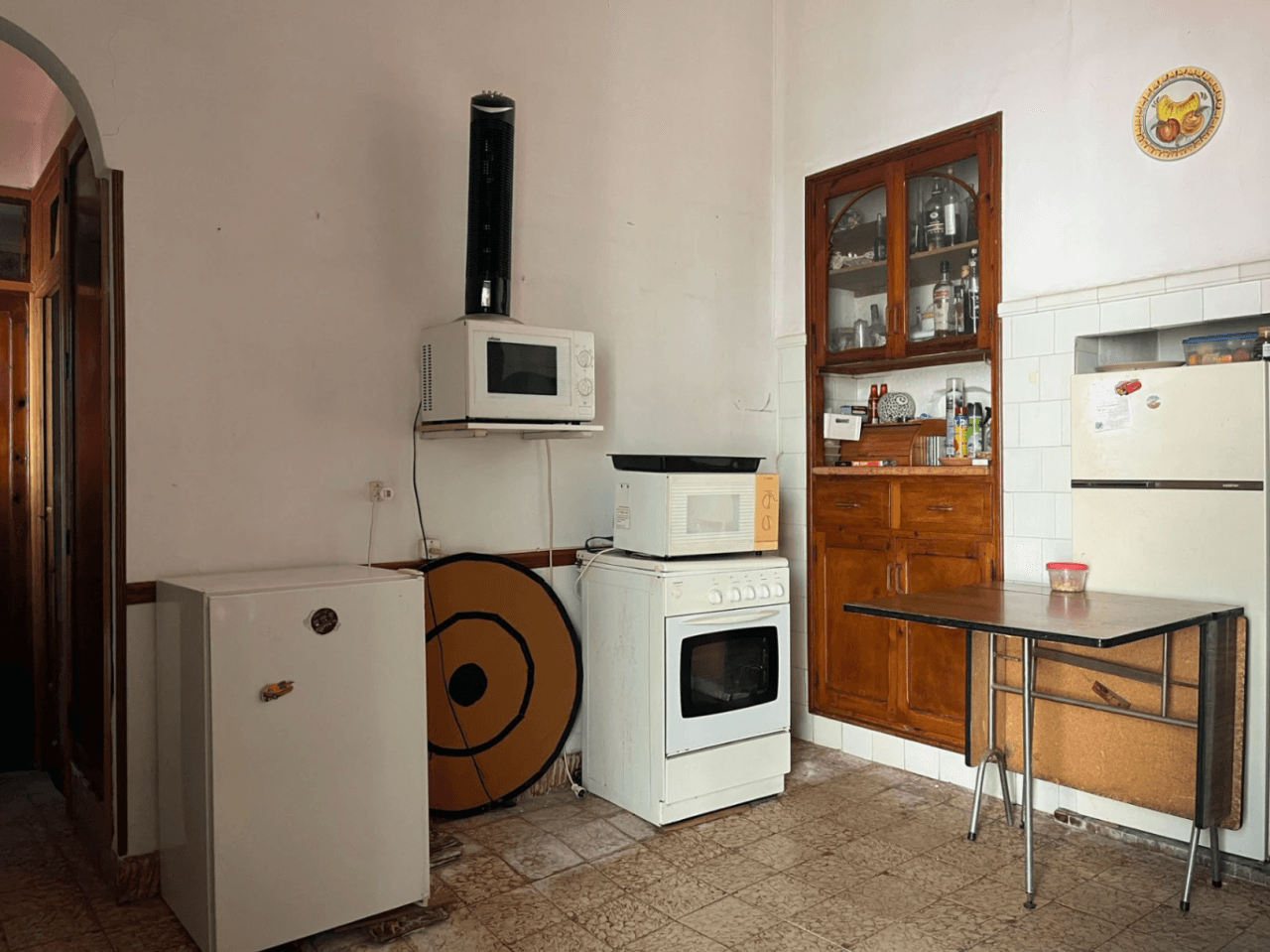 Conjunto único con casa de pueblo, nave y piso independiente con vistas a Segaria en El Verger