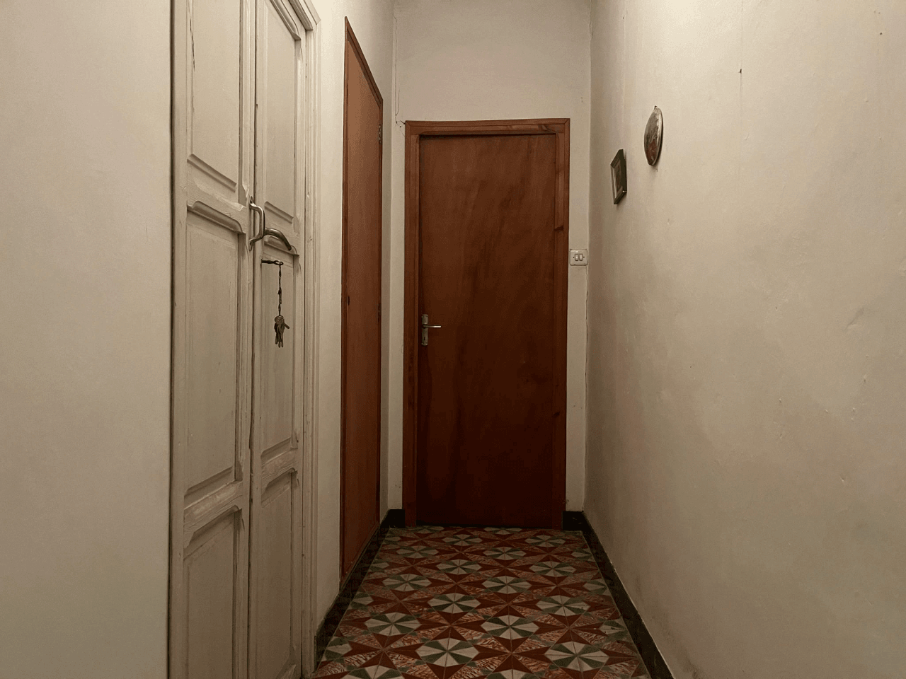 Conjunto único con casa de pueblo, nave y piso independiente con vistas a Segaria en El Verger