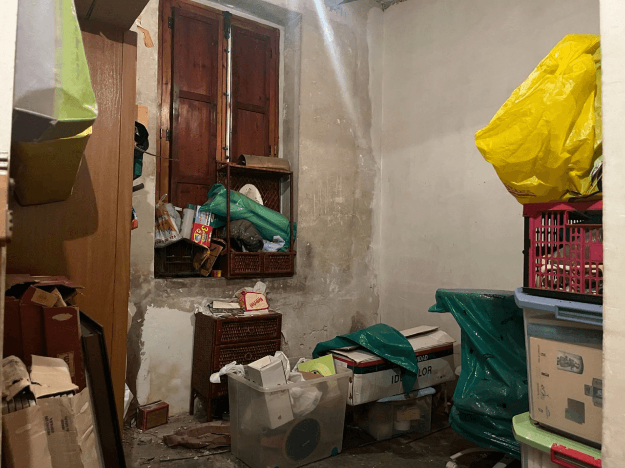 Conjunto único con casa de pueblo, nave y piso independiente con vistas a Segaria en El Verger