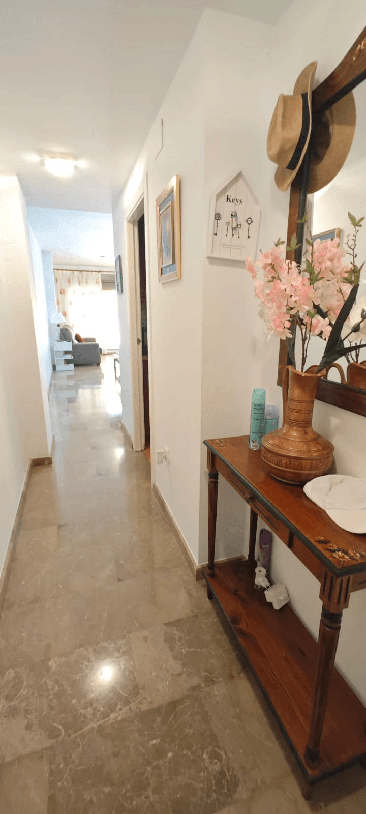 APARTAMENTO en la PLAZA en Plaza BENIDORM esquina/Avd. Miguel Hernandez