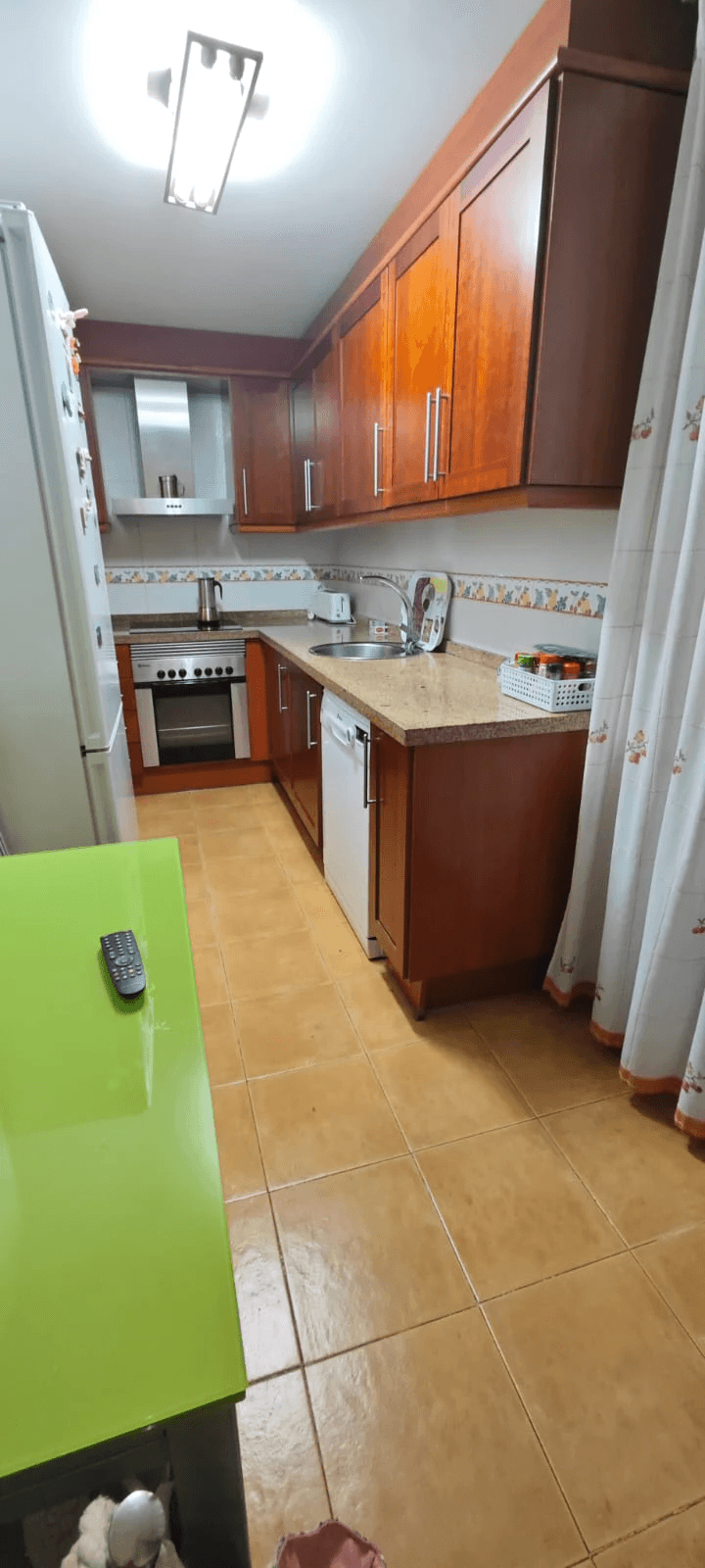 APARTAMENTO en la PLAZA en Plaza BENIDORM esquina/Avd. Miguel Hernandez