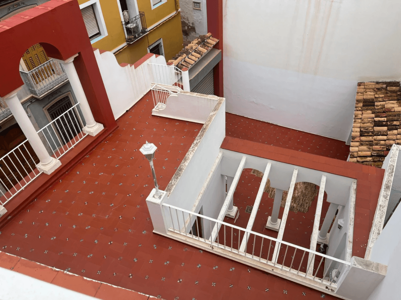Casa de pueblo con encanto y gran amplitud en el centro de Ondara