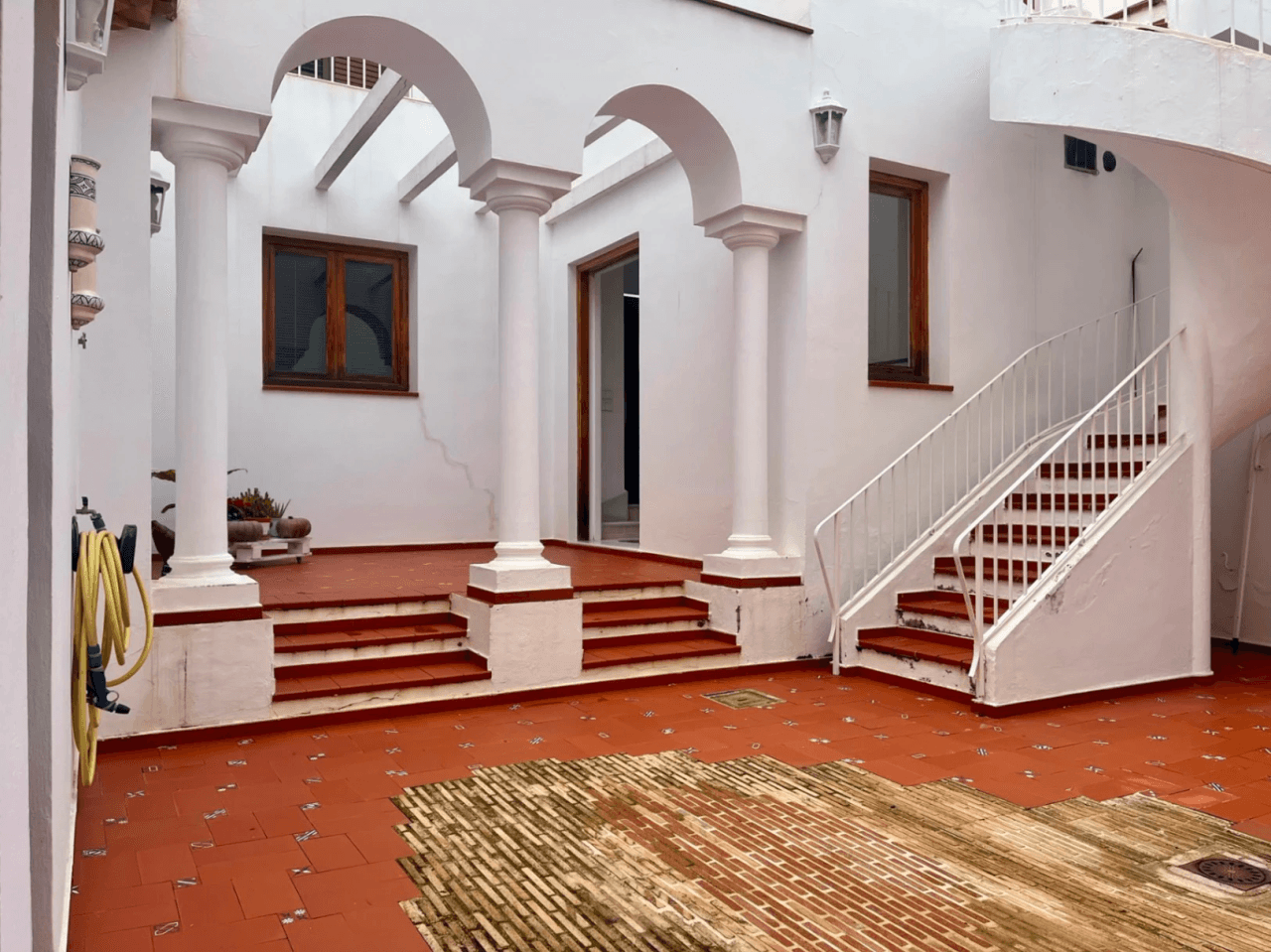 Casa de pueblo con encanto y gran amplitud en el centro de Ondara