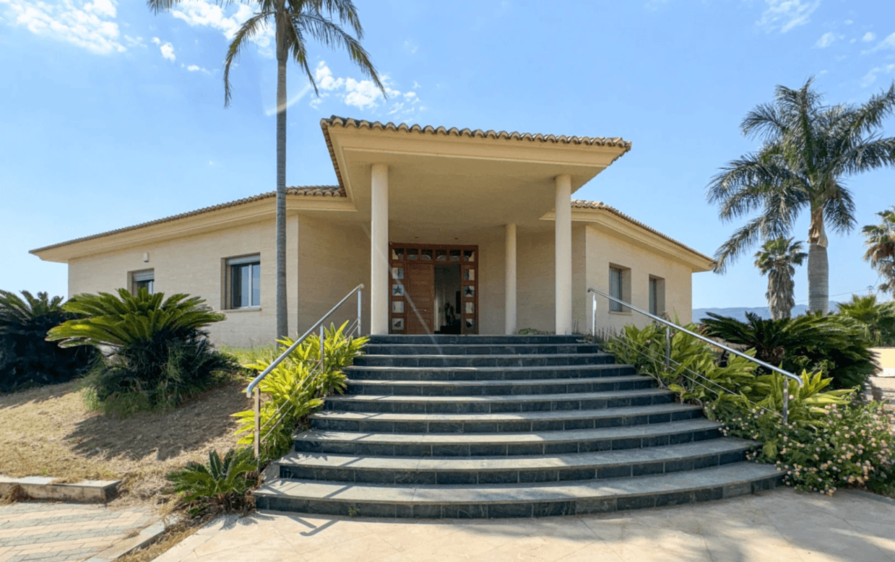 Gran villa de diseño en El Verger.