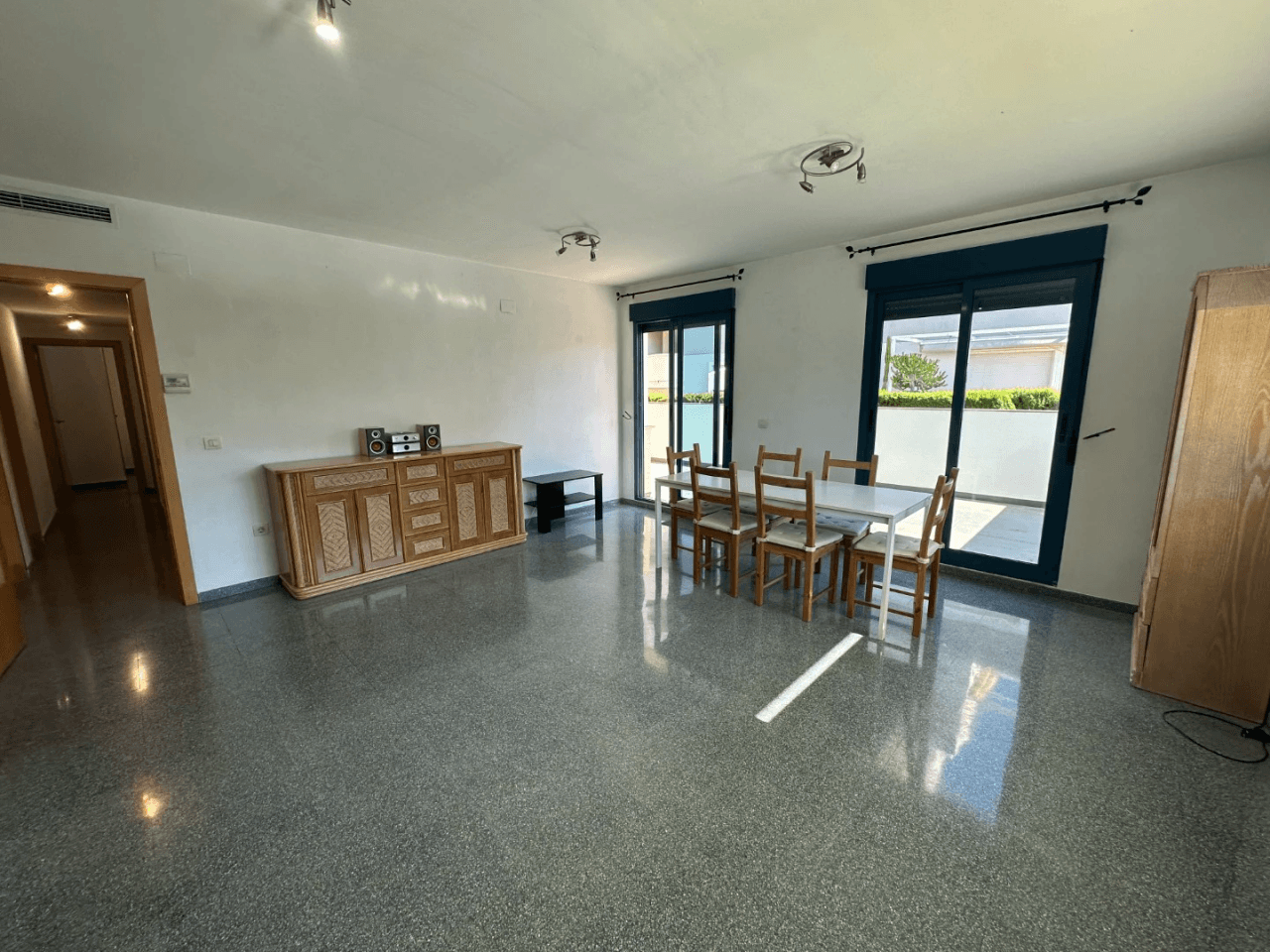 Apartamento en venta de 3 habitaciones en Denia, Alicante.