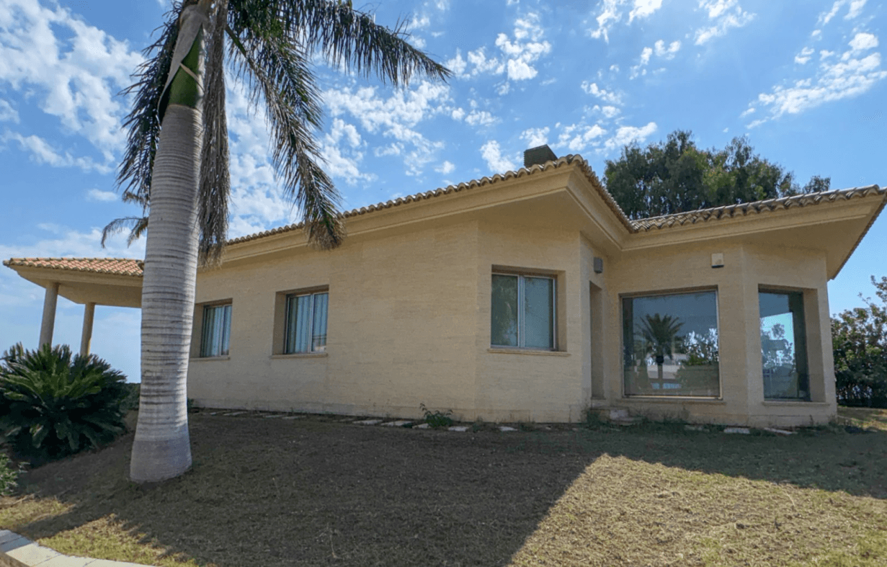 Gran villa de diseño en El Verger.