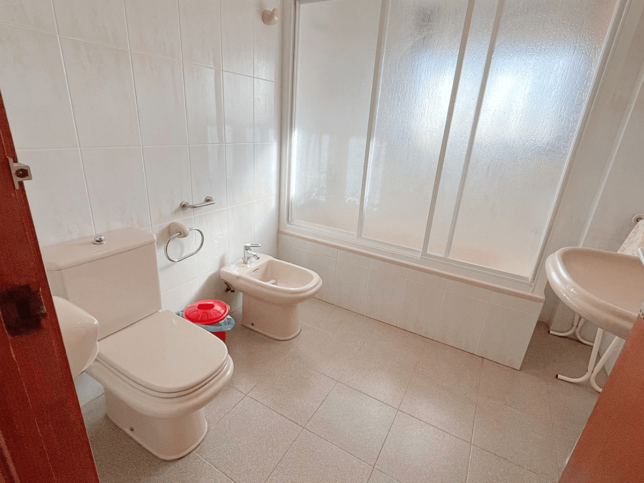 Chalet de 4 dormitorios a 120 metros del mar