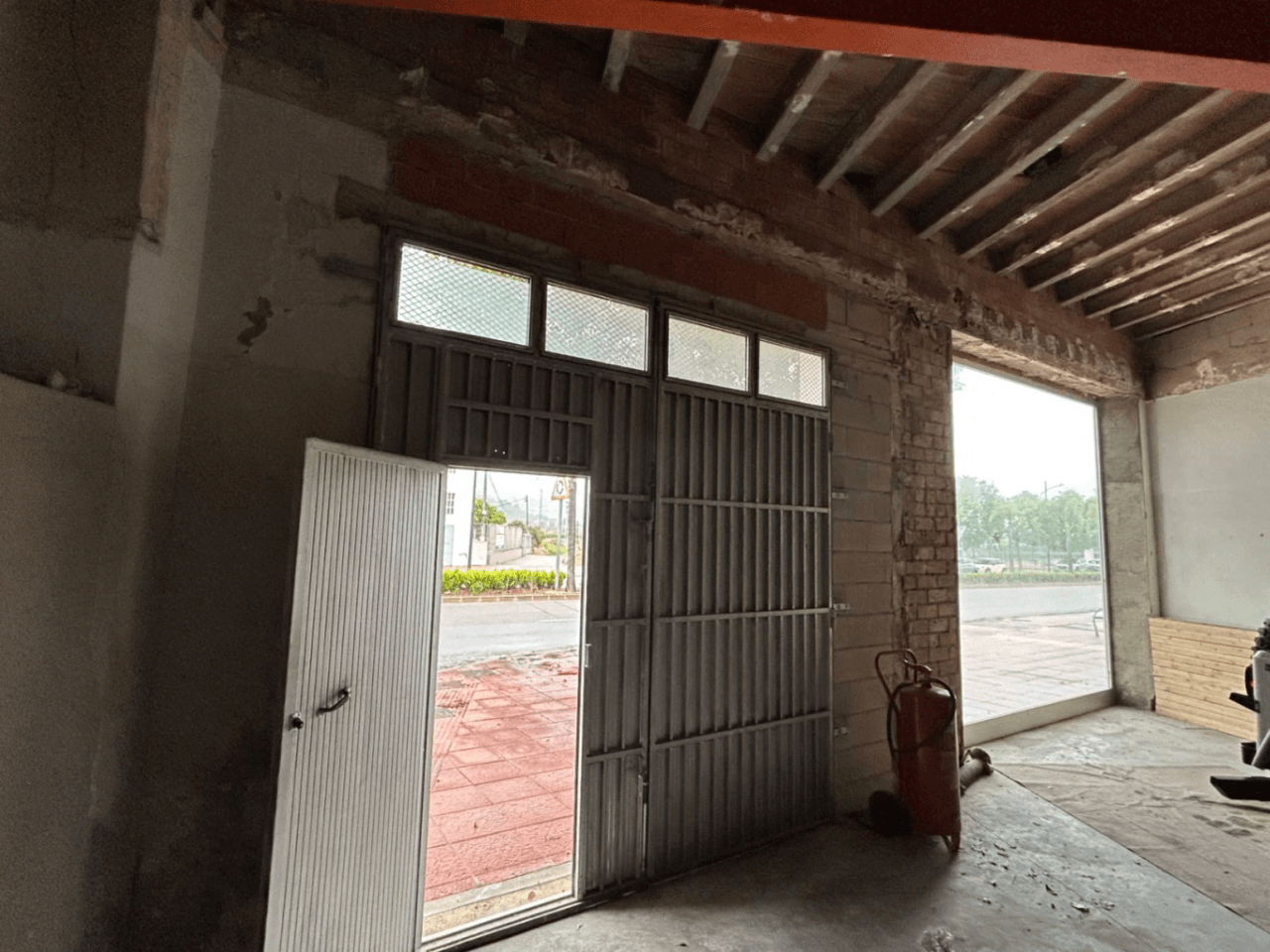 Nave Local comercial en venta en El Verger de 210mts