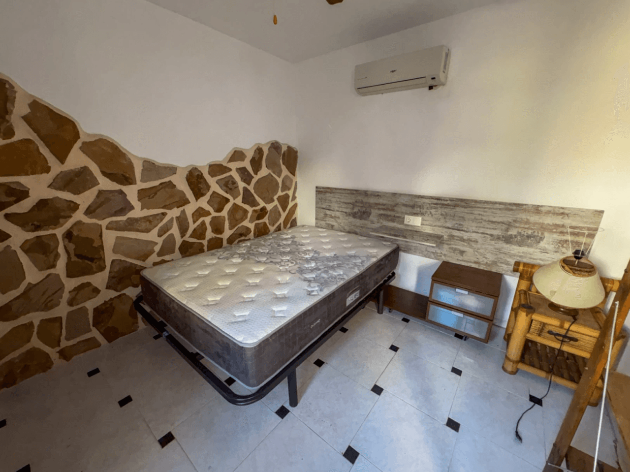 Inmensa villa con alma de Hotel Boutique y Restaurante en ubicación estratégica.