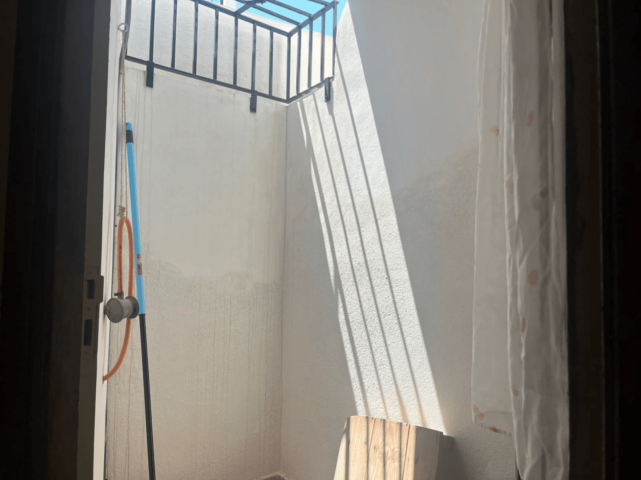 Casa reformada en el centro de El Vergel con terraza y vistas al Monte de Segaria