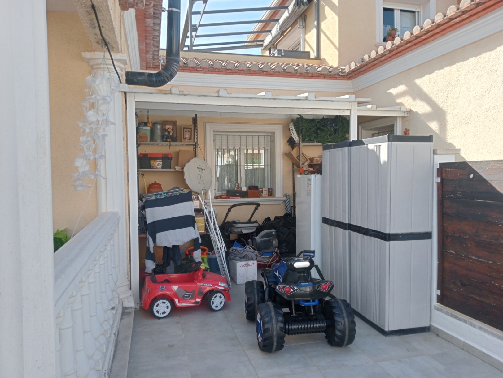 Reihenmittelhaus mit 2 Schlafzimmern in Els Poblets.